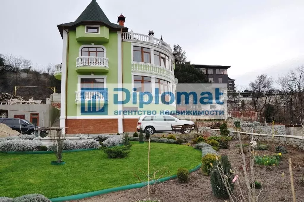 Дом в Крым, Ялта городской округ, Массандра пгт  (600 м) - Фото 0