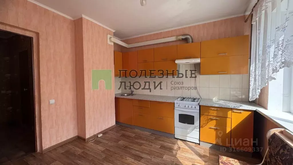 1-к кв. Саратовская область, Саратов ул. Имени С.Ф. Тархова, 38 (40.0 ... - Фото 0