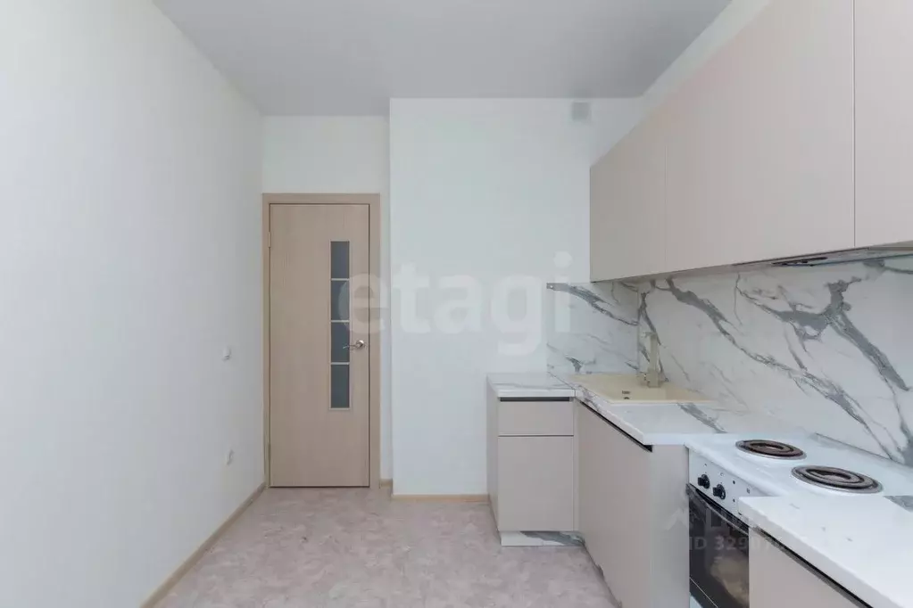 3-к кв. Тюменская область, Тюмень ул. Героев Космоса, 17 (73.5 м) - Фото 1