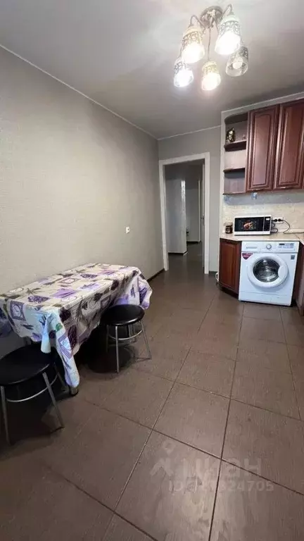 2-к кв. Тюменская область, Тюмень ул. Пермякова, 81 (52.0 м) - Фото 1