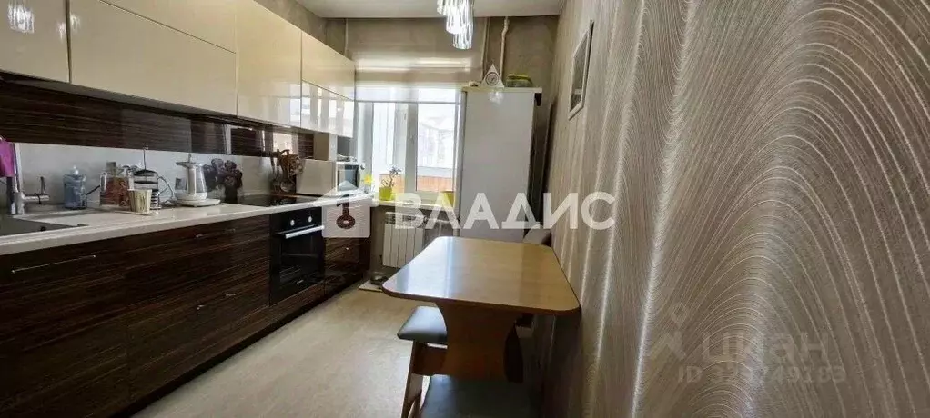 3-к кв. Бурятия, Улан-Удэ ул. Мокрова, 42 (63.0 м) - Фото 1