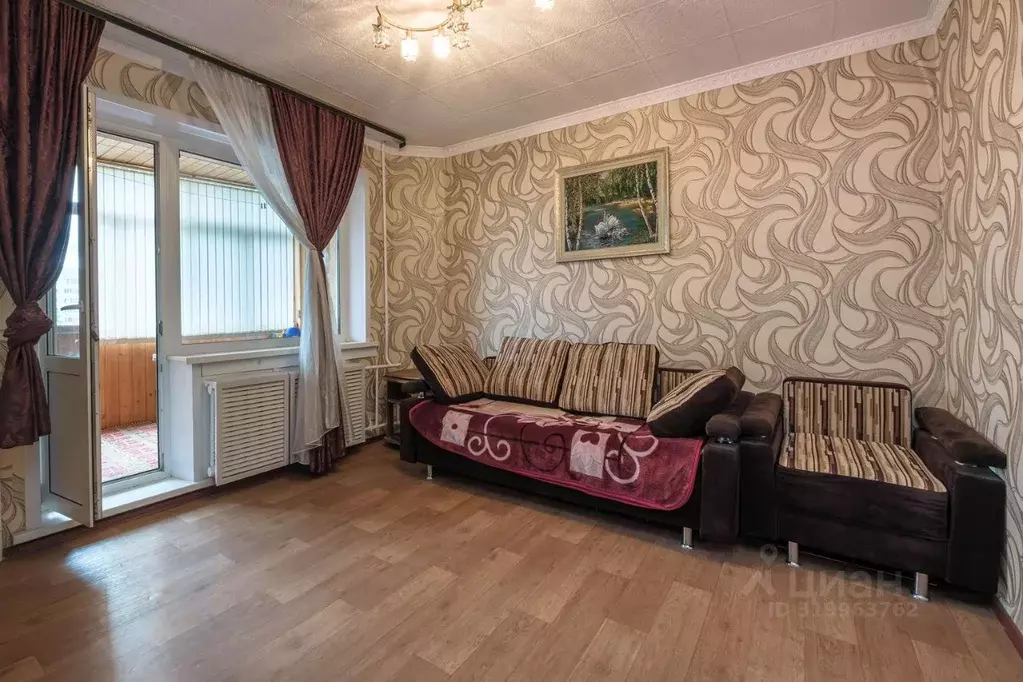 2-к кв. Новосибирская область, Новосибирск ул. Курчатова, 37/2 (52.8 ... - Фото 0