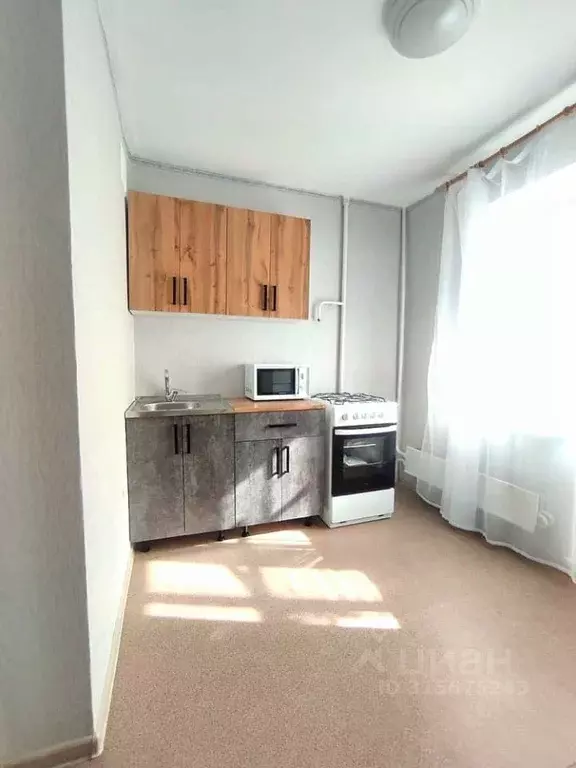 1-к кв. Омская область, Омск ул. Романенко, 15Б (33.0 м) - Фото 0
