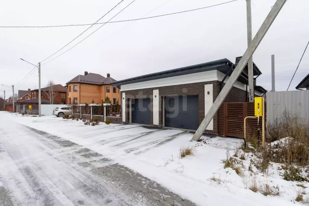 Дом в Тюменская область, Тюмень проезд Берестяной (258 м) - Фото 1