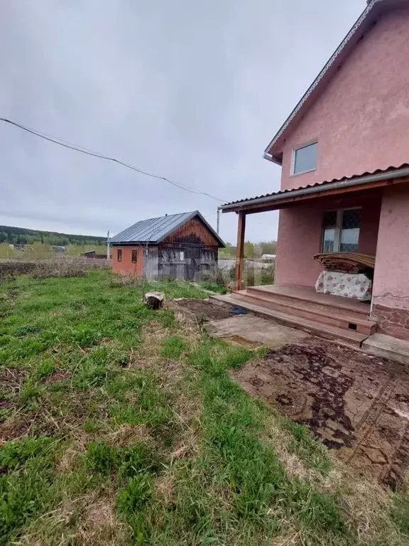 Дом в Кемеровская область, Топкинский муниципальный округ, с. Подонино ... - Фото 1