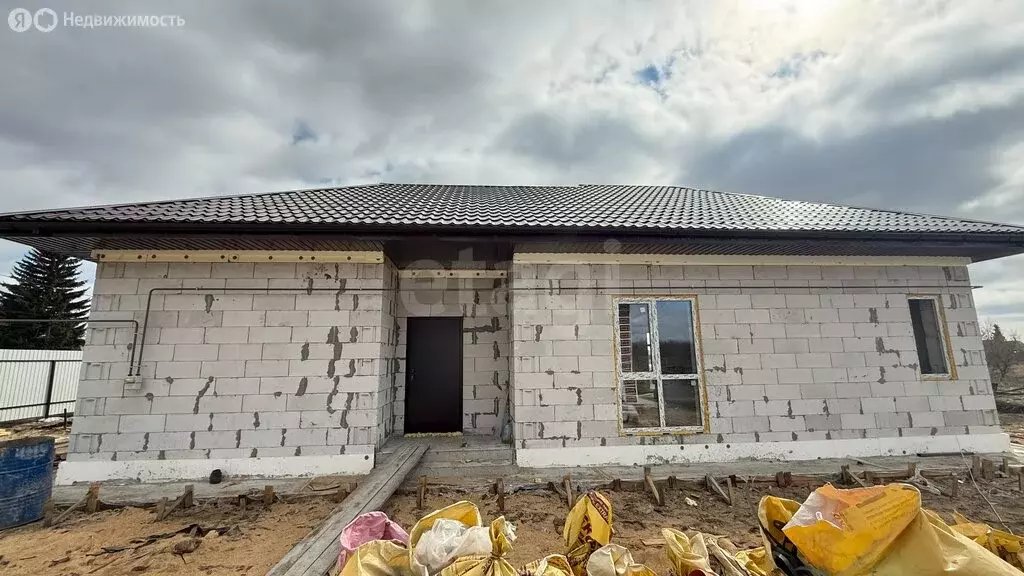 Дом в село Введенское, улица Вотина (120 м) - Фото 1