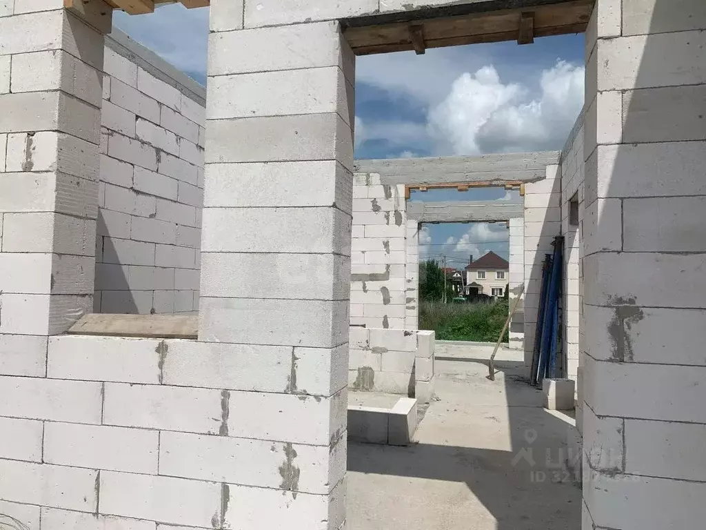 Дом в Курская область, Курский район, Моковский сельсовет, д. Духовец ... - Фото 1