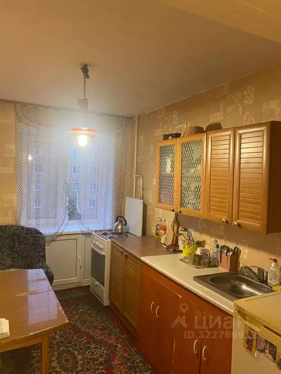 2-к кв. Омская область, Омск Городок Нефтяников мкр, ул. 4-я ... - Фото 0