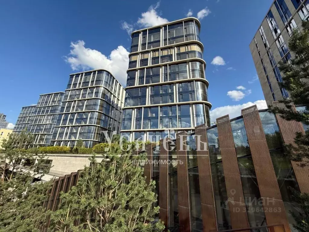 3-к кв. Москва ул. Братьев Фонченко, 1к7 (119.2 м) - Фото 0