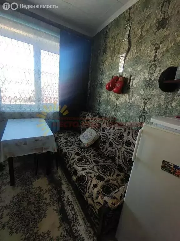 1-комнатная квартира: Ейск, улица Островского, 8 (11 м) - Фото 1