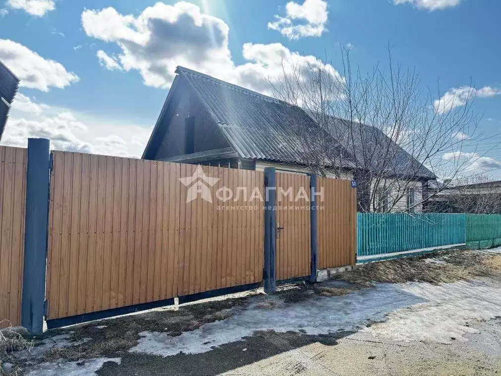 Дом в Иркутская область, Усольский район, с. Сосновка ул. Ветеранов ... - Фото 1