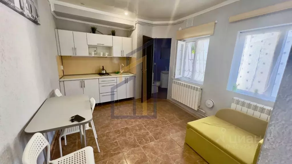 2-к кв. Крым, Евпатория ул. Хлебная, 17/10 (46.0 м) - Фото 1