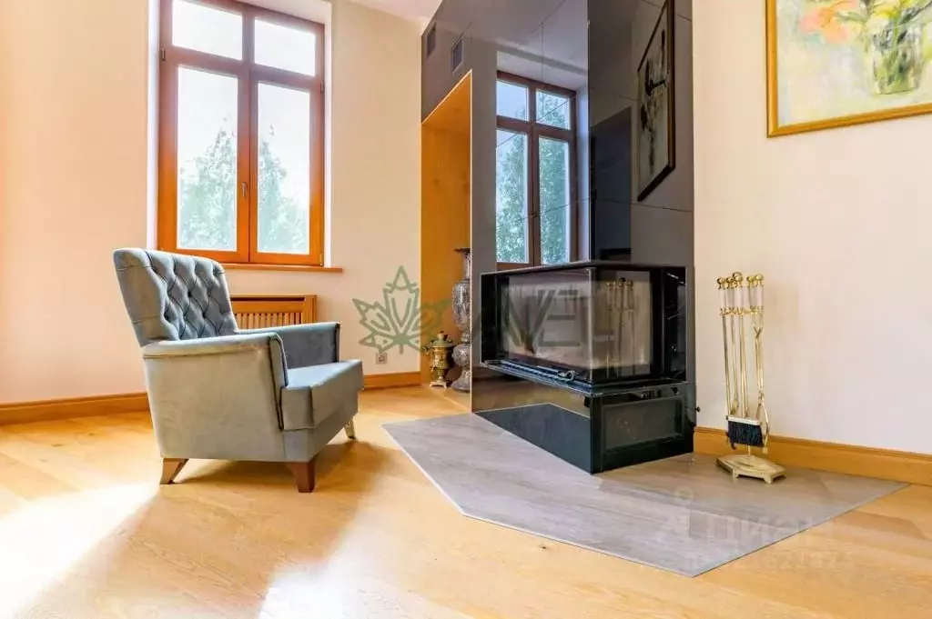 Дом в Ленинградская область, Всеволожский район, Бугровское городское ... - Фото 1