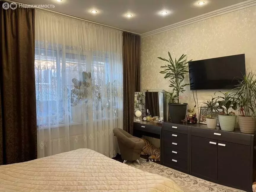 3-комнатная квартира: Таганрог, 1-й Новый переулок, 26Ж (72 м) - Фото 1