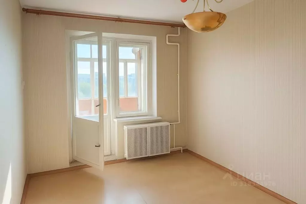 3-к кв. Омская область, Омск Заозерная ул., 32 (63.3 м) - Фото 1