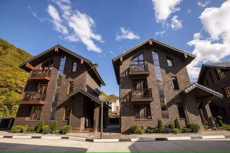 Коттедж в Краснодарский край, Сочи с. Эстосадок, ул. Эстонская (204 м) - Фото 1