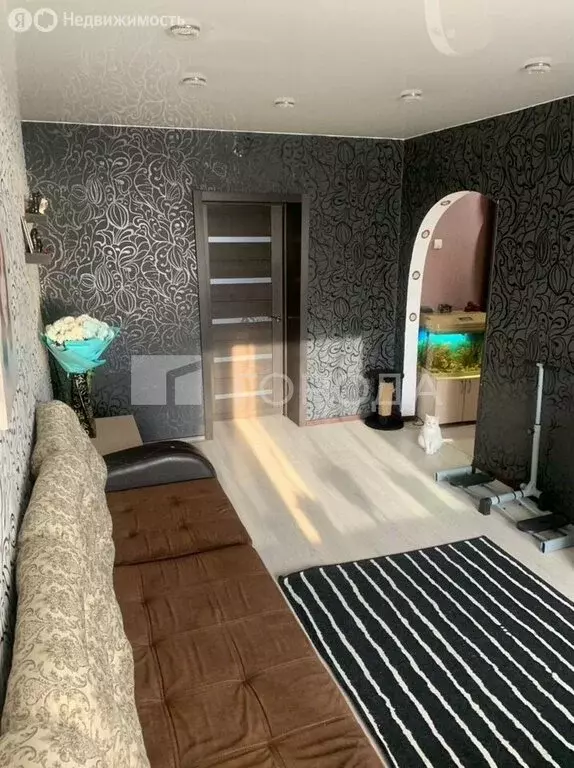 3-комнатная квартира: Карасук, улица Ленина, 118 (60 м) - Фото 1