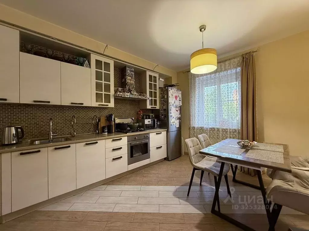 4-к кв. Московская область, Клин ул. Победы, 26к2 (180.0 м) - Фото 1