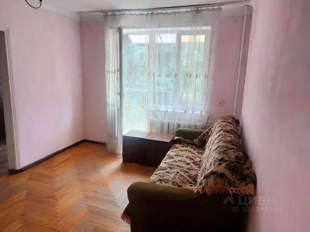 2-к кв. Кабардино-Балкария, Нальчик ул. Карашаева, 10 (48.0 м) - Фото 1