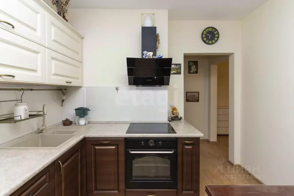 2-к кв. Тюменская область, Тюмень ул. Николая Зелинского, 19 (62.3 м) - Фото 1