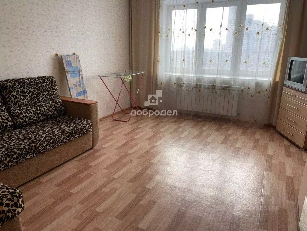 1-к кв. Свердловская область, Екатеринбург ул. Токарей, 64А (49.0 м) - Фото 1