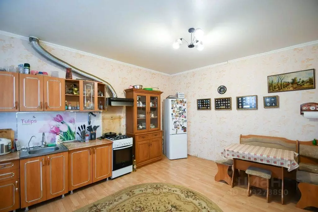 Дом в Омская область, Азовский район, Сосновское с/пос, с. Сосновка ... - Фото 2