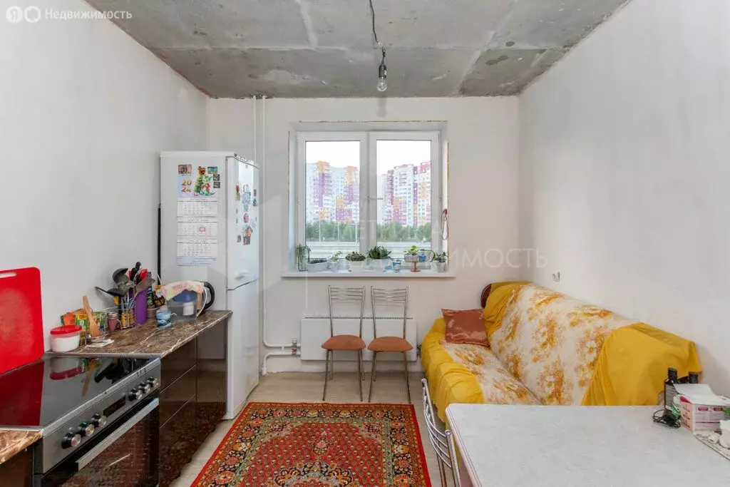 2-комнатная квартира: Тюмень, улица Фармана Салманова, 6 (53.7 м) - Фото 2