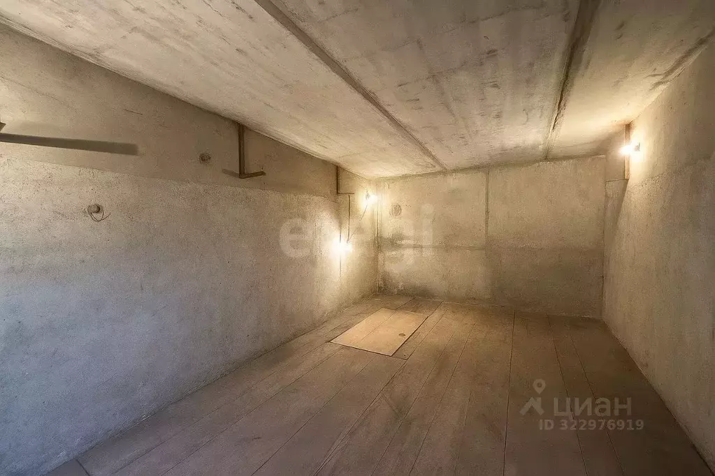 Гараж в Тюменская область, Тюмень Харьковская ул., 77А (18 м) - Фото 1