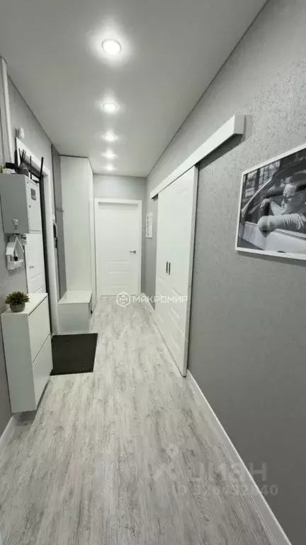 2-к кв. Челябинская область, Челябинск ул. 250-летия Челябинска, 63 ... - Фото 0