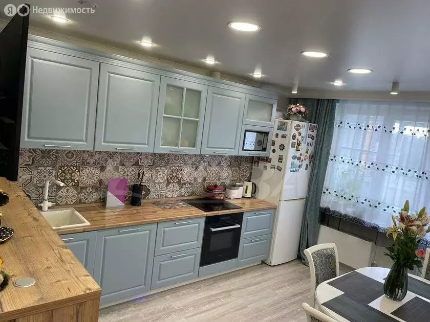 3-комнатная квартира: деревня Дударева, улица Созидателей, 8 (90 м) - Фото 2