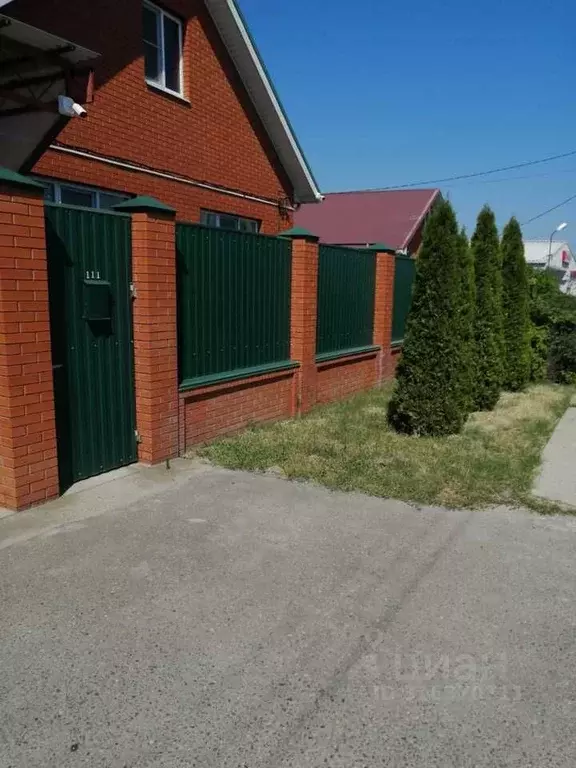 Дом в Краснодарский край, Динской район, Новотитаровская ст-ца ... - Фото 2