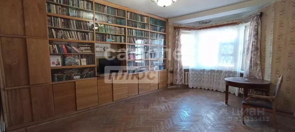 3-к кв. Калужская область, Калуга Первомайская ул., 14 (90.0 м) - Фото 0