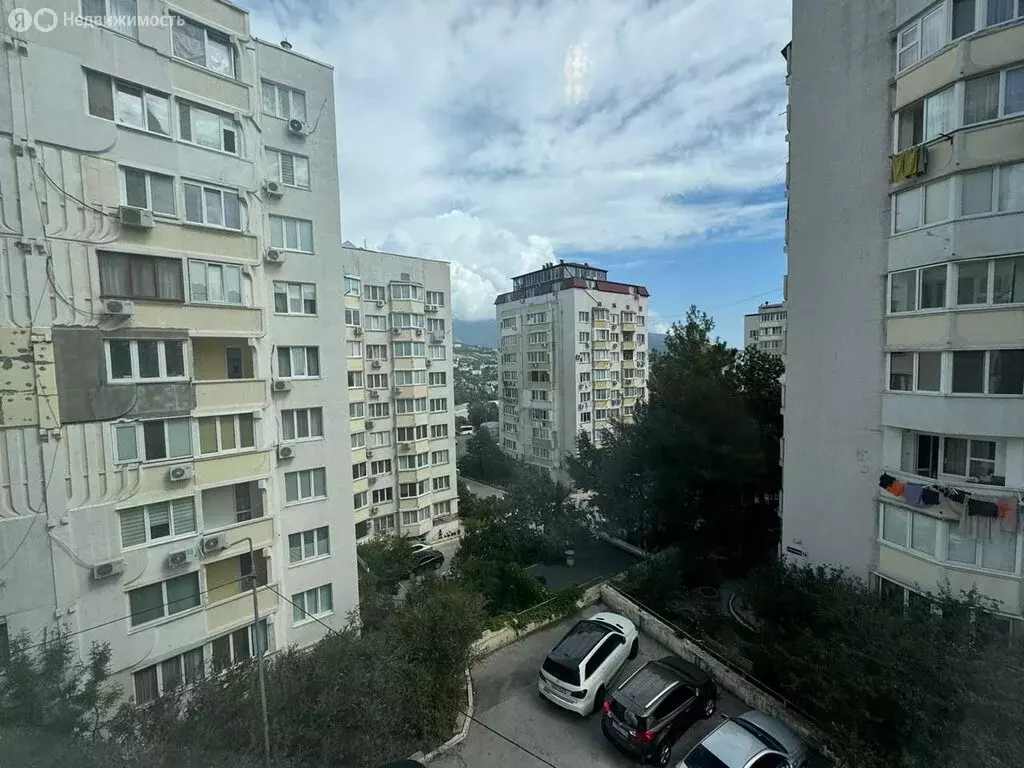 2-комнатная квартира: Ялта, улица Блюхера, 58 (65 м) - Фото 0