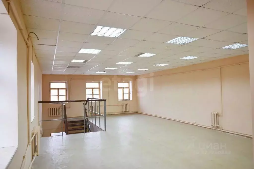 Помещение свободного назначения в Тульская область, Тула ул. Пирогова, ... - Фото 1