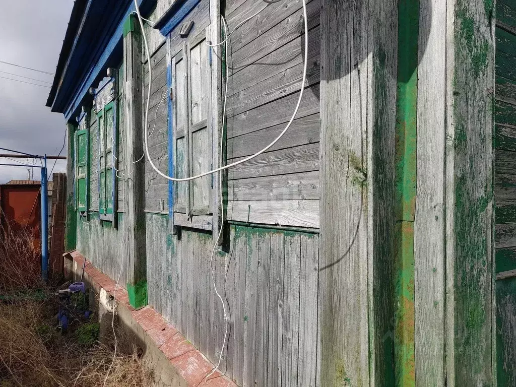 Дом в Саратовская область, Балашовский район, с. Тростянка ул. Ленина ... - Фото 1