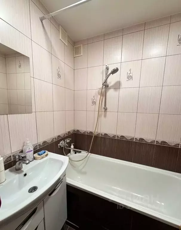 1-к кв. Башкортостан, Уфа Российская ул., 43/14 (36.0 м) - Фото 2