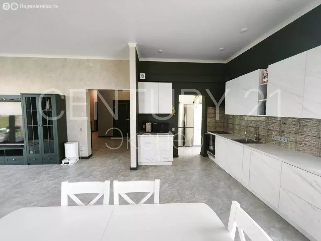 Дом в Калининградская область, Гурьевский муниципальный округ, посёлок ... - Фото 1