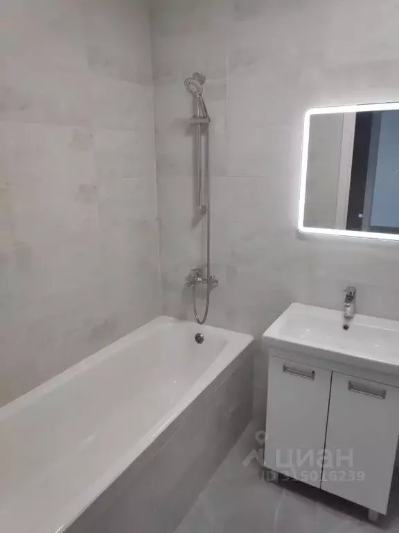 1-к кв. Алтайский край, Барнаул ул. Имени В.Т. Христенко, 7 (42.3 м) - Фото 2