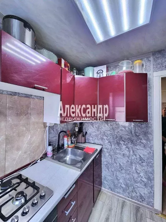 2-к кв. Ленинградская область, Кириши просп. Ленина, 5Б (49.6 м) - Фото 2