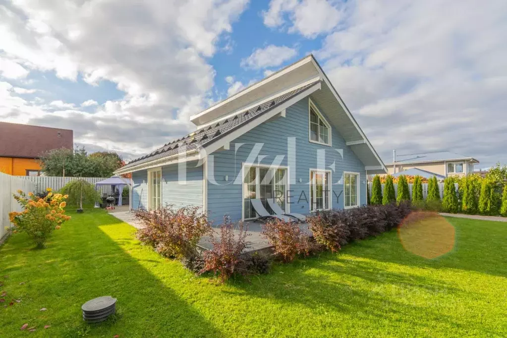 Дом в Ленинградская область, Выборгский район, Красносельское с/пос, ... - Фото 1