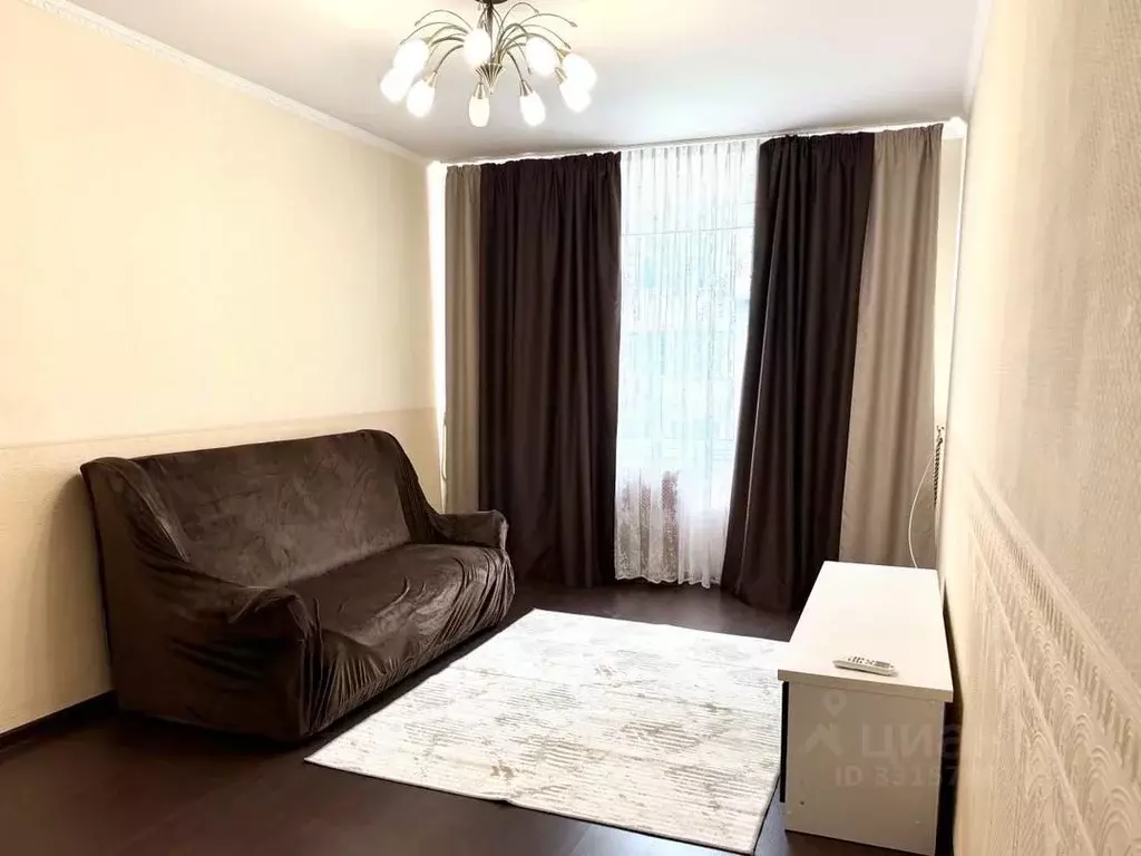 3-к кв. Крым, Алушта ул. Богдана Хмельницкого, 11/1 (71.0 м) - Фото 1