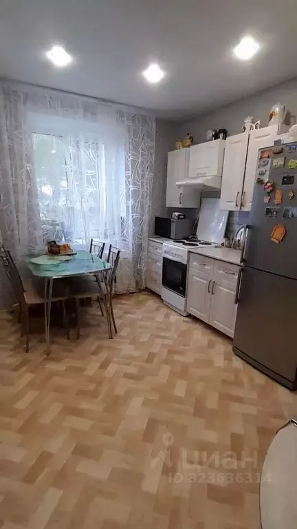 3-к кв. Волгоградская область, Камышин ул. Воинов-интернационалистов, ... - Фото 1