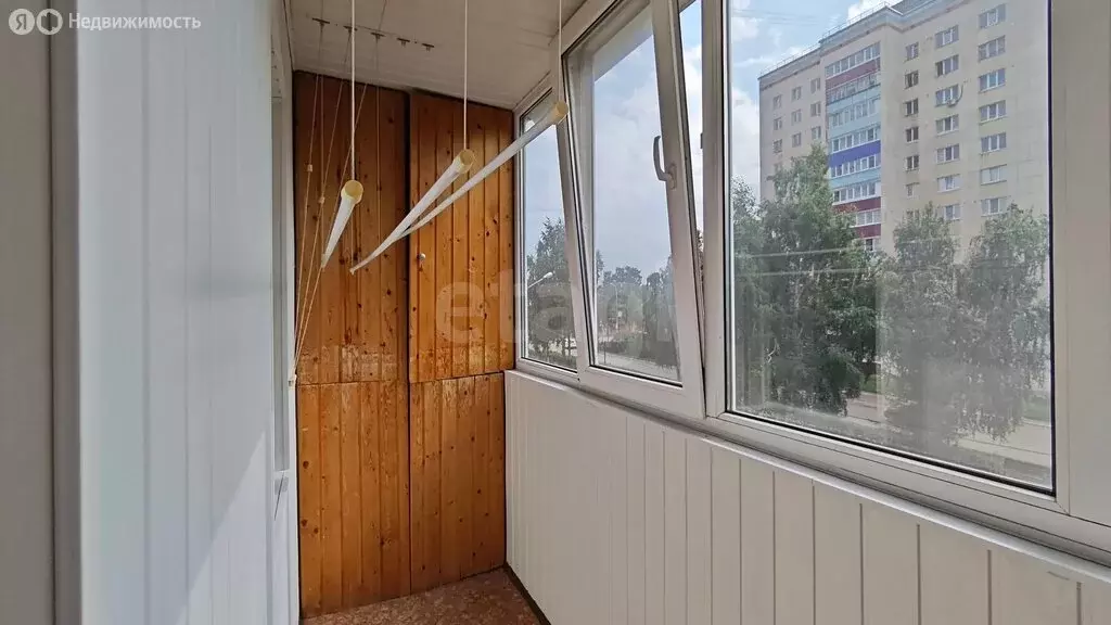 3-комнатная квартира: Ишимбай, улица Богдана Хмельницкого, 12 (63.5 м) - Фото 2