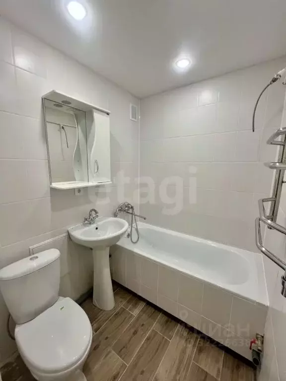 2-к кв. Саратовская область, Саратов Аткарская ул., 88 (42.2 м) - Фото 2