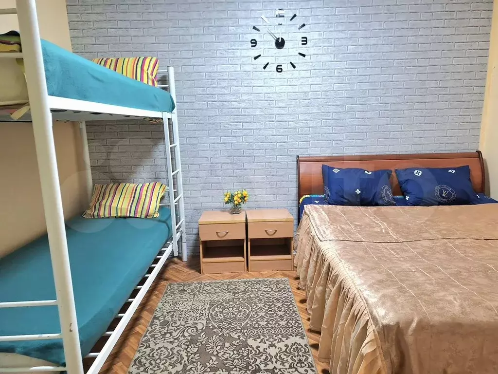 Комната 18 м, 1/1 эт. - Фото 1