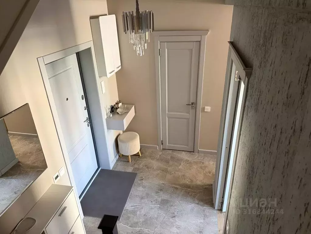 Квартира, 3 комнаты, 74 м - Фото 0