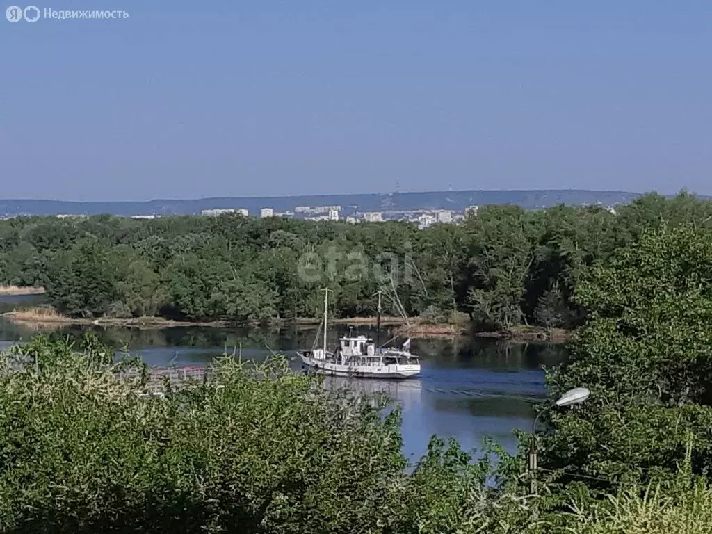 2-комнатная квартира: Энгельс, улица Кондакова, 48 (69 м) - Фото 1