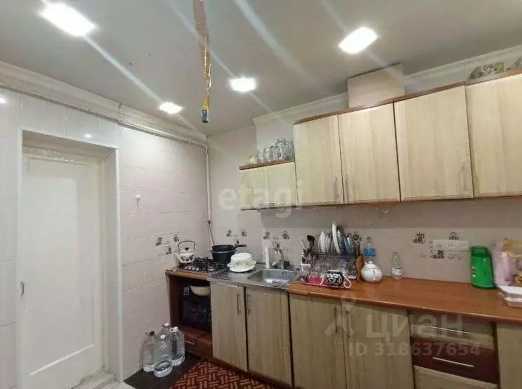 4-к кв. Крым, Симферополь ул. Краснознаменная (45.0 м) - Фото 0