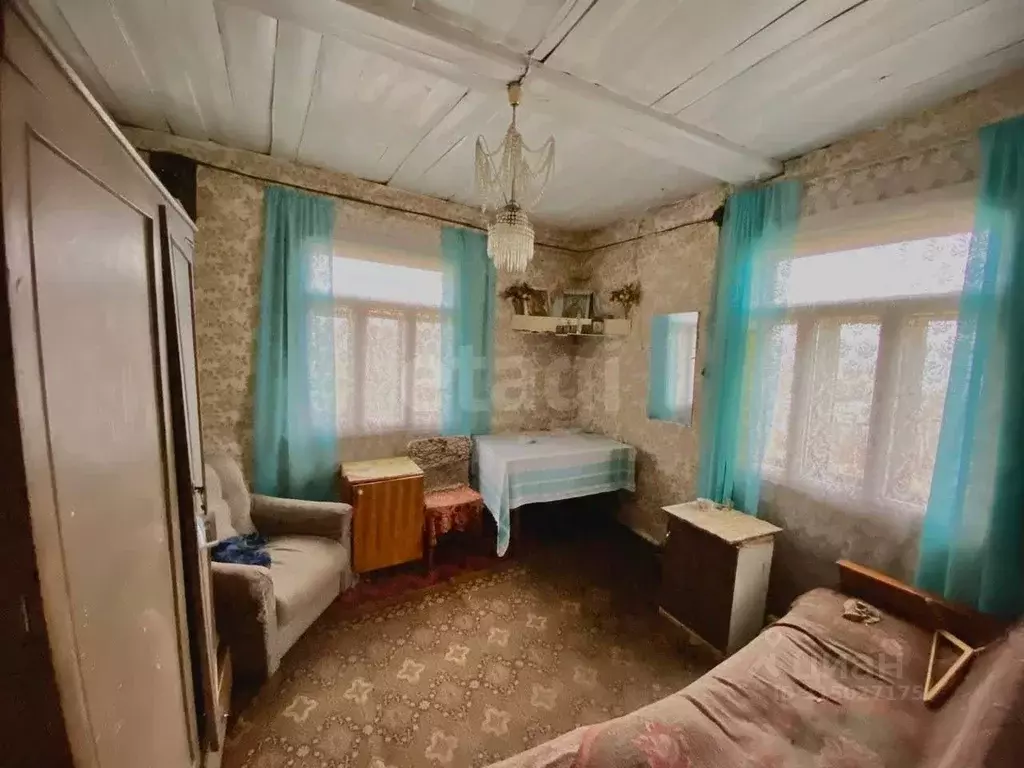 Дом в Псковская область, Печорский муниципальный округ, д. Лезги ... - Фото 1