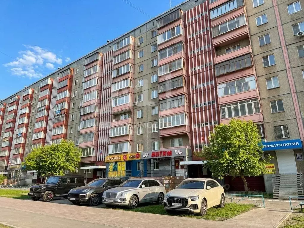 Торговая площадь в Челябинская область, Челябинск ул. Братьев ... - Фото 1